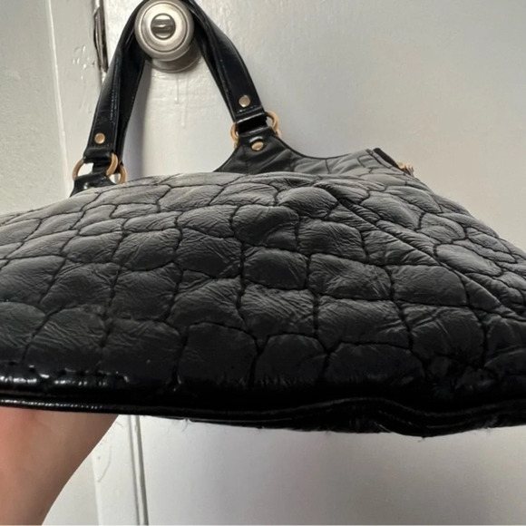 Yves Saint Laurent croc embossed tote bag - Picture 14 of 15
